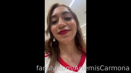 Latina Facials